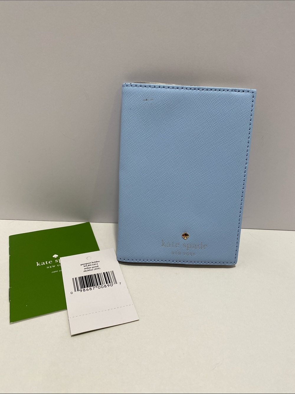 kate spade light blue passport cover. NWT. Flaw on front - Picture 1 of 6